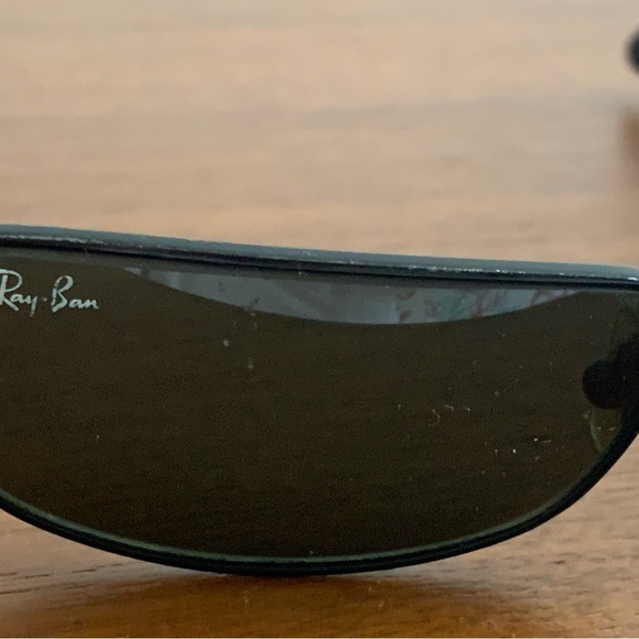 Ray-Ban Black Sunglasses - Picture 7 of 7